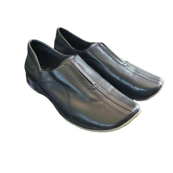 Anne Klein Black Leather Slip-on  Shoes. Size 7 - Picture 1 of 6
